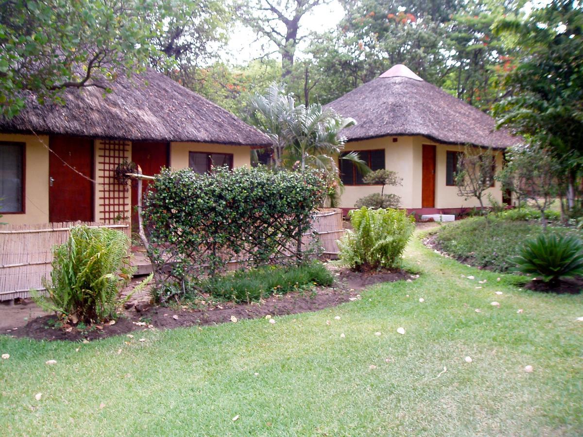 Nkhudzi Beach Lodge Nkudzi 外观 照片